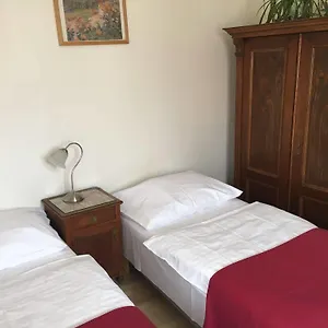  Albergue Rosemary